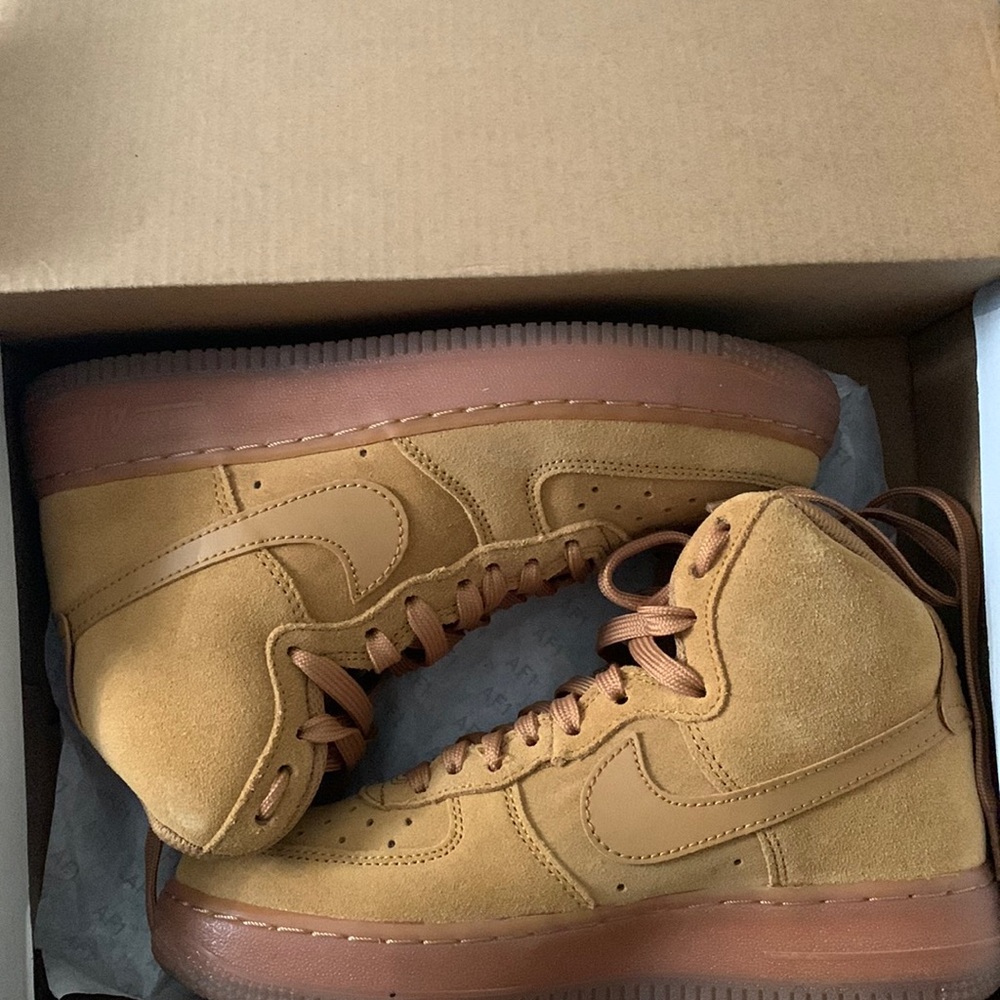 Air Force 1 High LV8 - size 4youth